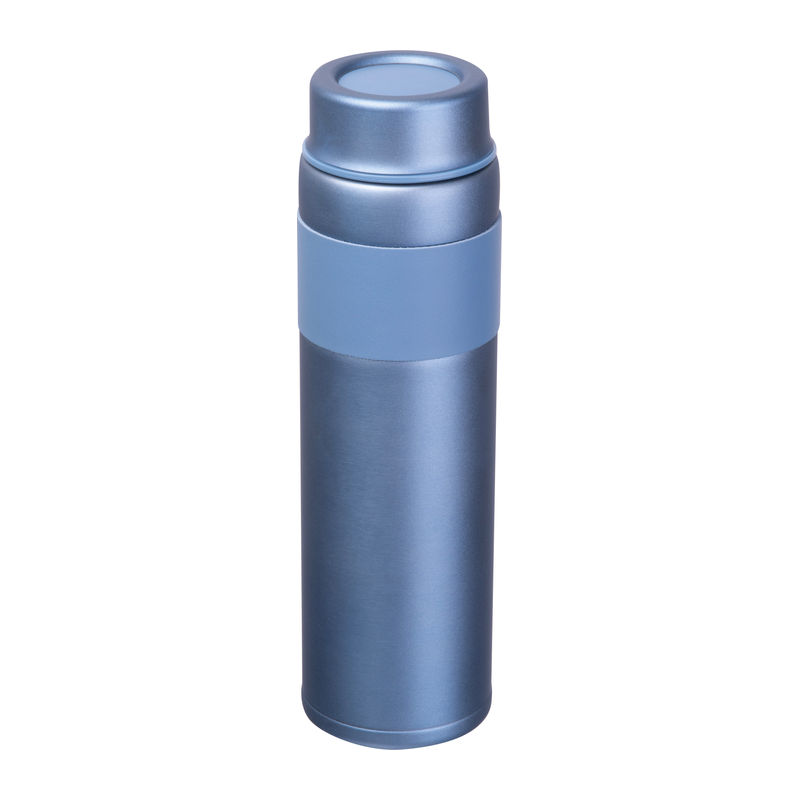 Vákuumszigetelt termosz, 600 ml